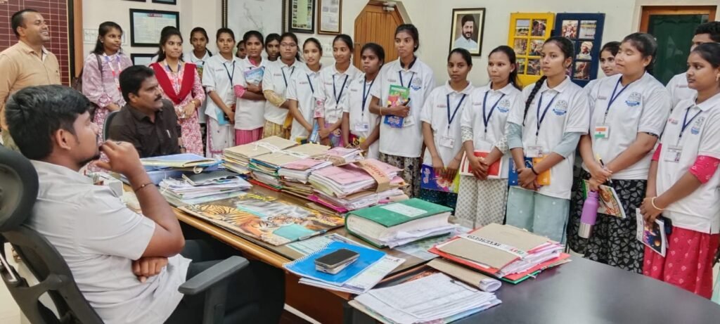 వృత్తి విద్యలో నైపుణ్యాలు పెంపొందించుకొవాలి.