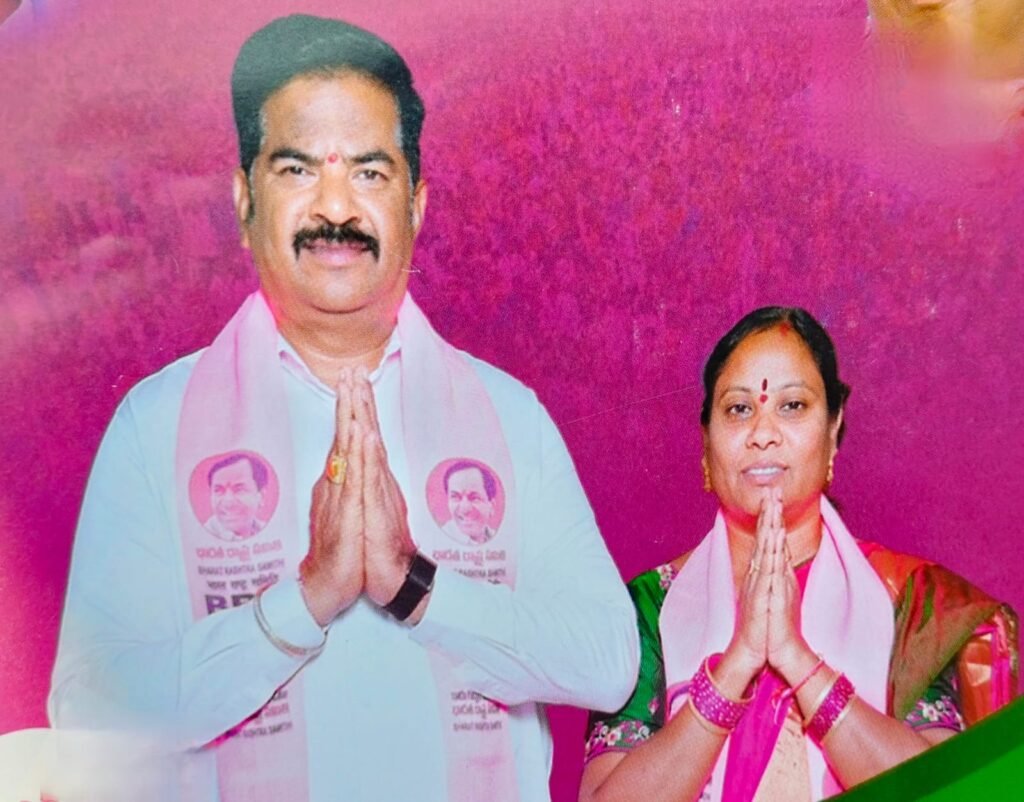 30వ వార్డులో దూసుకు పోతున్న మంచే రేణుక–శ్రీనివాస్.     •••గెలుపు ఖాయమంటున్న ఓటర్లు.     •••గతం లో చేసిన అభివృద్ధిని గుర్తిస్తున్న ప్రజలు.