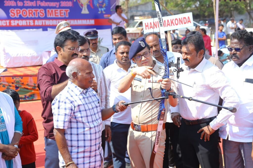 రాష్ట్రస్థాయి ఆర్చరి క్రీడలను   ప్రారంభించిన ఖమ్మం పోలీస్ కమిషనర్ 