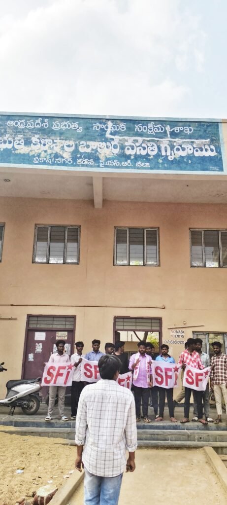 తాగునీటి సమస్యను వెంటనే పరిష్కరించాలి* 