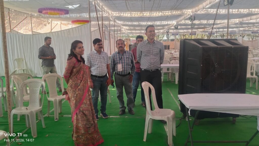 నాలుగు  జిల్లాల  ఎలక్షన్స్  పర్యవేక్షణ  చేసిన  అధికారి