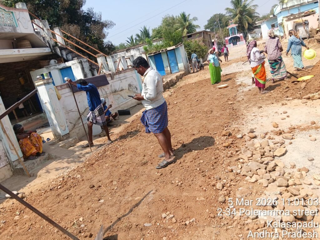 సింగరాయపల్లెలో నాసిరకంగా సిమెంట్ రోడ్లుపనులు తెల్ల ఇసుక బదులు ఎర్ర ఇసుక పట్టించుకోని అధికారులు. 