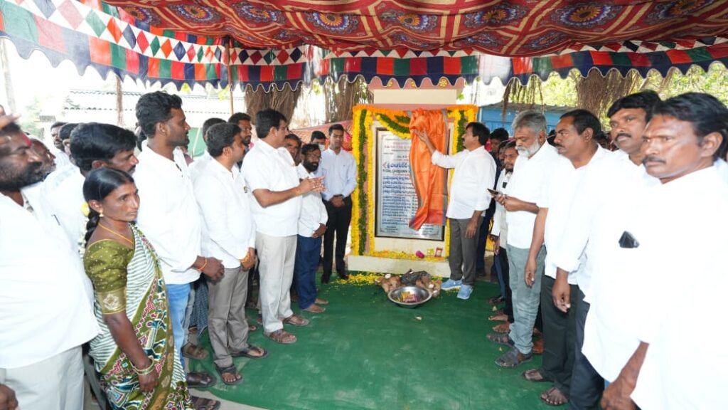 *శంకుస్థాపన బోర్డుకే శాలువా… ఆర్ & బి అధికారుల ‘వినూత్నం’ పై చర్చ!.*