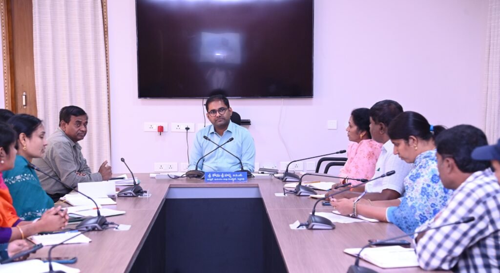 రైతు శ్రేయస్సే లక్ష్యంగా పని చేయాలి.