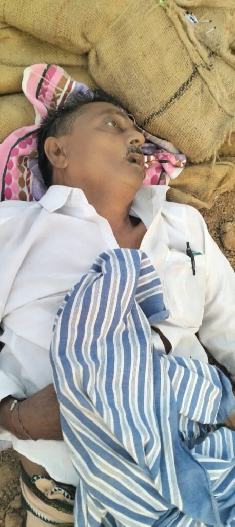 గుండెపోటు తో రైతు మృతి