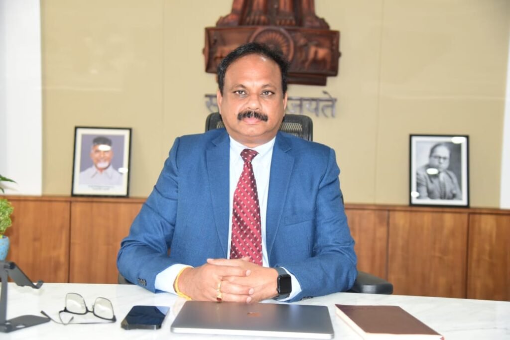 స్కోచ్ అవార్డు అందు కోనున్న వై ఎస్ ఆర్ కడప జిల్లా కలెక్టర్ డా.శ్రీధర్ చెరుకూరి.