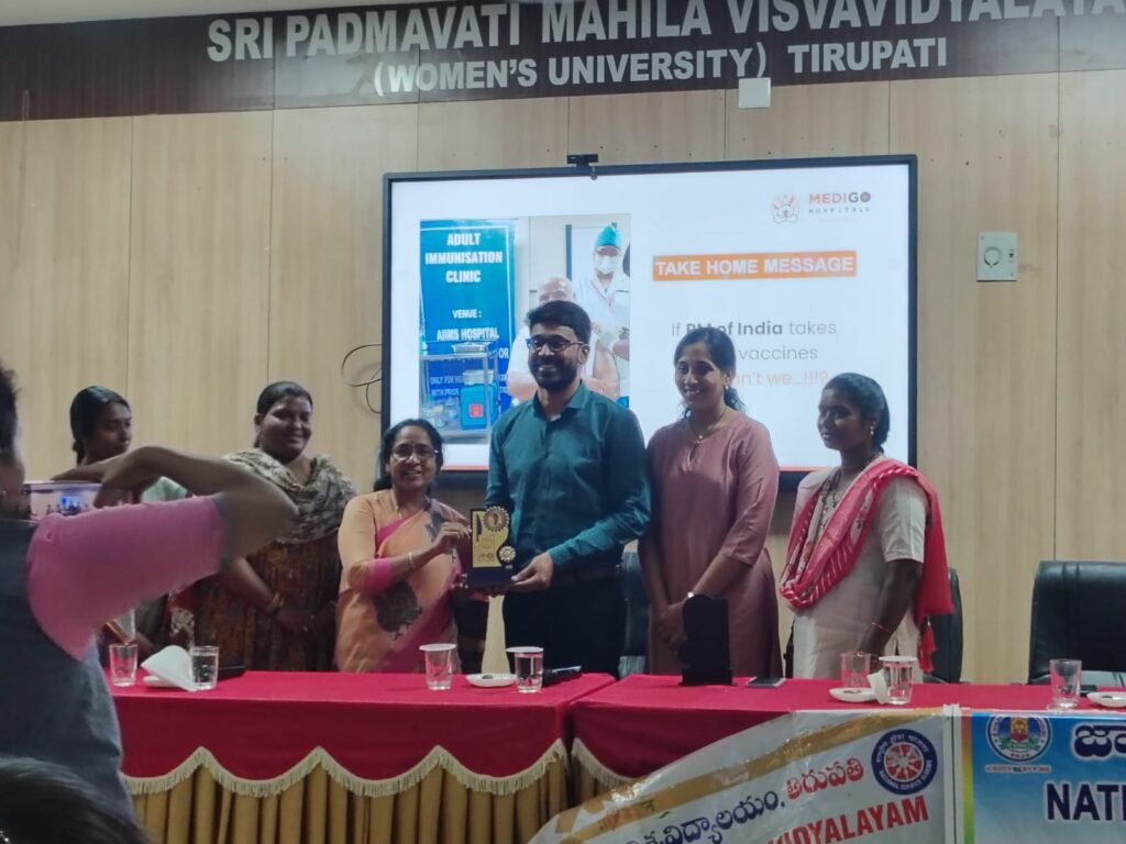 పద్మావతి మహిళా విశ్వవిద్యాలయం లో “ఎన్ఎస్ఎస్ – మెడిగో హాస్పిటల్” సహకారంతో వయోజన టీకాల అవగాహన కార్యక్రమం