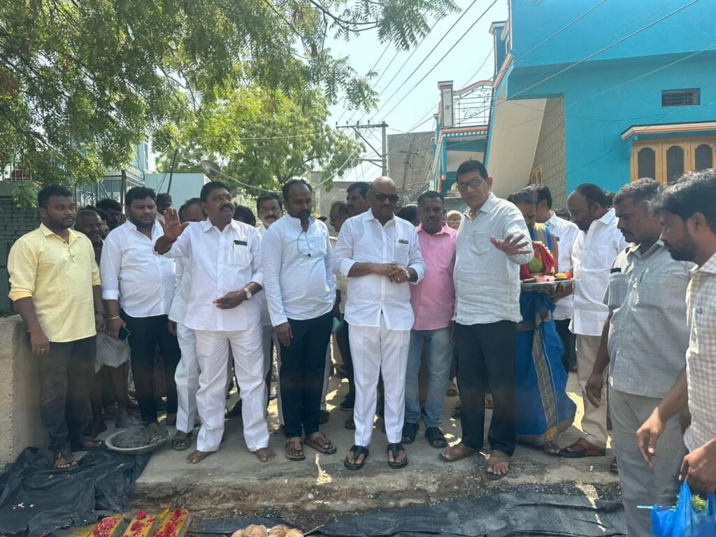 మైదుకూరు మున్సిపాలిటీలో అభివృద్ధి పనులను ప్రారంభించిన ఎమ్మెల్యే పుట్టా సుధాకర్ యాదవ్.