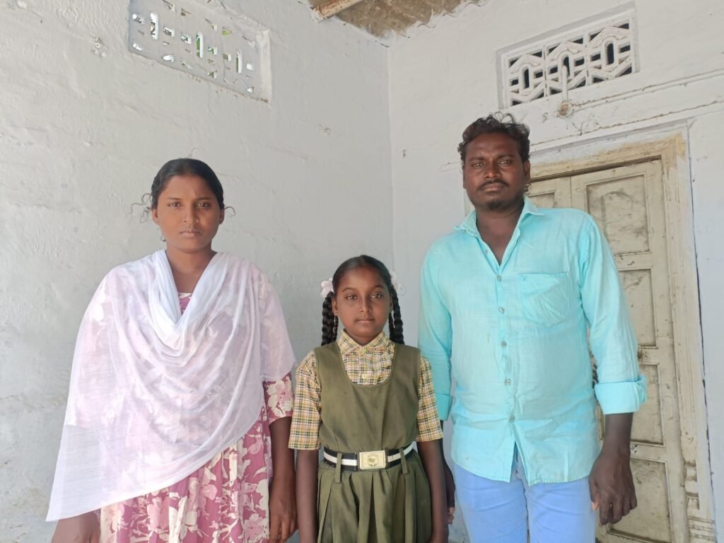 ప్రభుత్వ పాఠశాల విద్యార్థిని చిన్నారి కీర్తనకు ప్రాణ బిక్ష పెట్టండి..లివర్ ట్రాన్స్ ప్లాంటేషన్ చేయకపోతే కీర్తన బ్రతకదని డాక్టర్స్ వెల్లడి