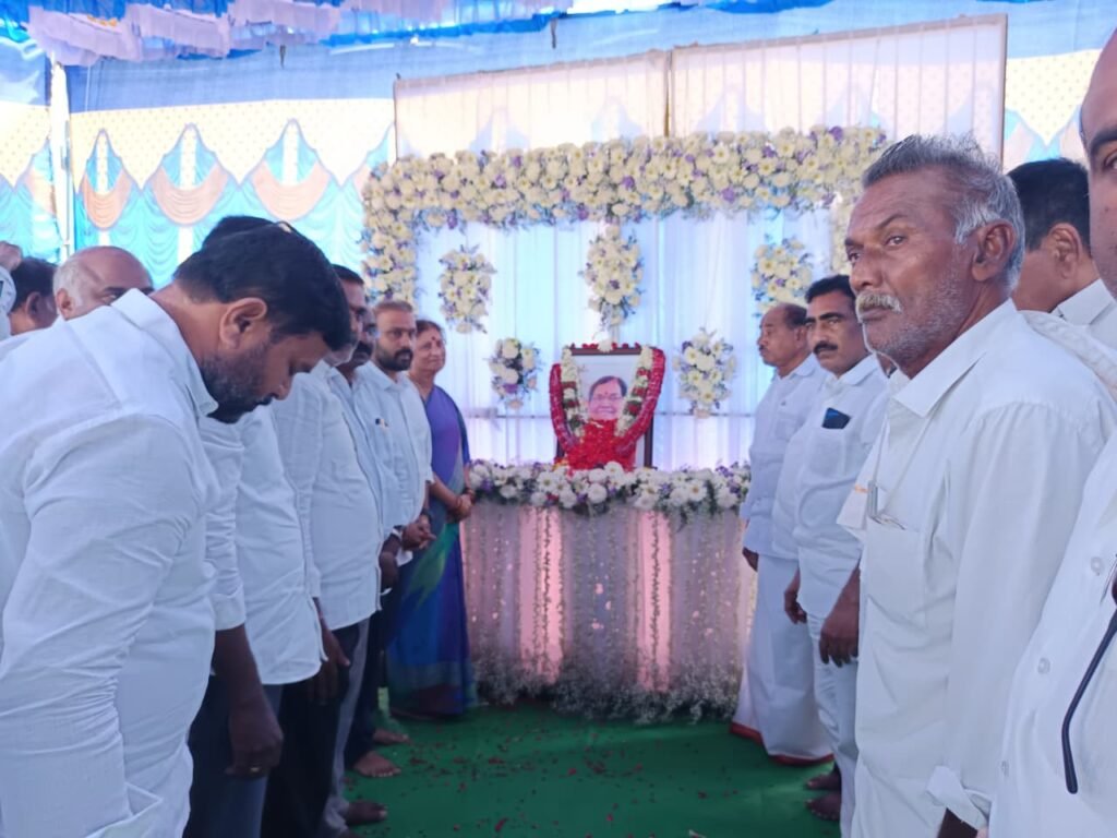 ధర్మపత్ని సులోచనమ్మ గారి పెద్ద కర్మ కార్యక్రమంలో ఈరోజు నా మాతృమూర్తి శ్రీమతి కే. విజయమ్మ