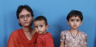 నాకు నా పిల్లలకు న్యాయం చేయండి మహాప్రభో.. రాళ్లపల్లి ప్రశాంతి మరియు పిల్లలు ఆవేదన.