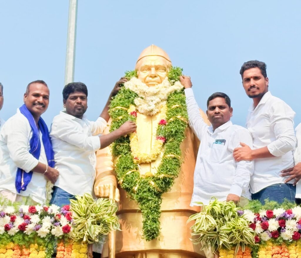 డాక్టర్ బాబు జగ్జీవన్ రామ్ 118 వ జయంతి ఘన నివాళి.  మాల మహానాడు రాష్ట్ర యువజన కార్యదర్శి నీరుడి స్వామి.