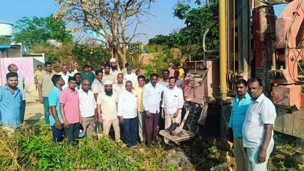 ఇంద్రానగర్‌లో త్రాగునీటి సమస్యకు అంజయ్య యాదవ్ తక్షణ పరిష్కారం