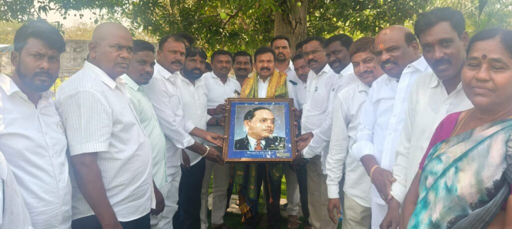మానకొండూర్ ఎమ్మెల్యే కవ్వంపల్లి సత్యనారాయణకు ఘన సన్మానం