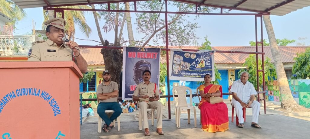 రోడ్డు భద్రతపై విద్యార్థుల ప్రతిజ్ఞ