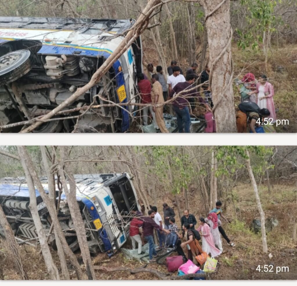 తుమ్మల బయలు వద్ద ఆర్టీసీ బస్సు బోల్తా — ప్రయాణికులు సురక్షితం