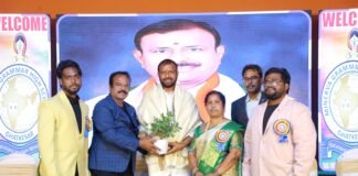 మినర్వా హై స్కూల్ వార్షికోత్సవం లో పాల్గొన్న వజ్రష్ యాదవ్