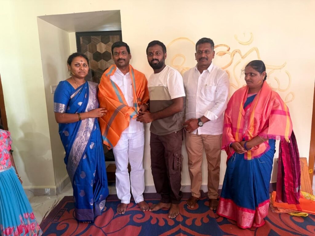 లక్ష్మిపూర్ గ్రామంలో ఇందిరమ్మ ఇళ్ల గృహప్రవేశం   పేదల సొంత ఇంటి కల సాకారం-కాంగ్రెస్ పార్టీతోనే సాధ్యం