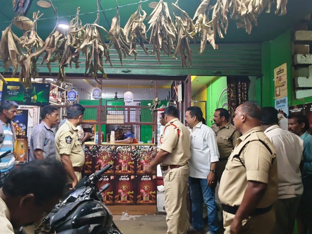 నేరాల నియంత్రణలో సహకరించాలి”జిల్లా ఎస్.పీ శ్రీ షెల్కే నచికేత్ విశ్వనాథ్ ఐ.పీ. ఎస్