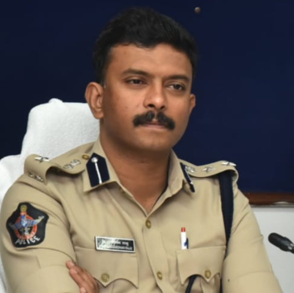 ప్రకాశం మరియు మార్కాపురం జిల్లాలలో ప్రమాదాల నివారణకు ప్రకాశం, మార్కాపురం జిల్లాల ఎస్పీ శ్రీ వి. హర్షవర్ధన్ రాజు, ఐపీఎస్