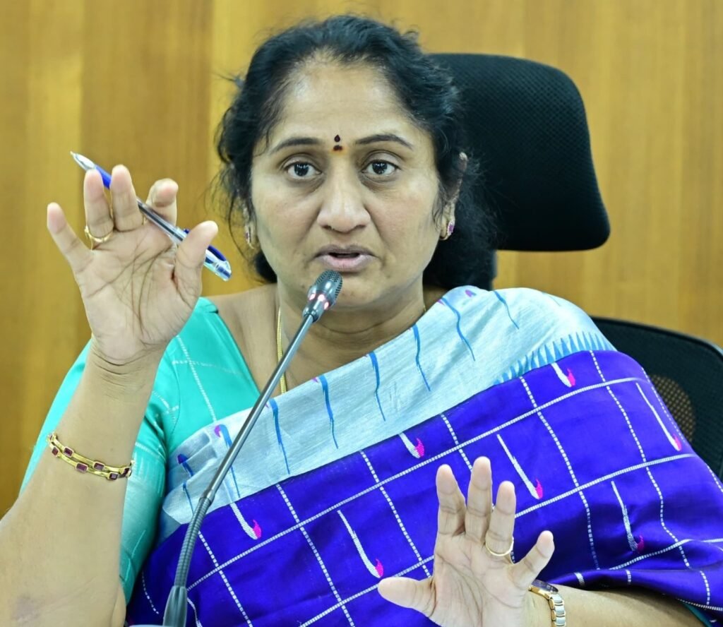 ప్రేమోన్మాదిని కఠినంగా శిక్షిస్తాం  కడప జిల్లా ఇన్చార్జి మంత్రి సవిత