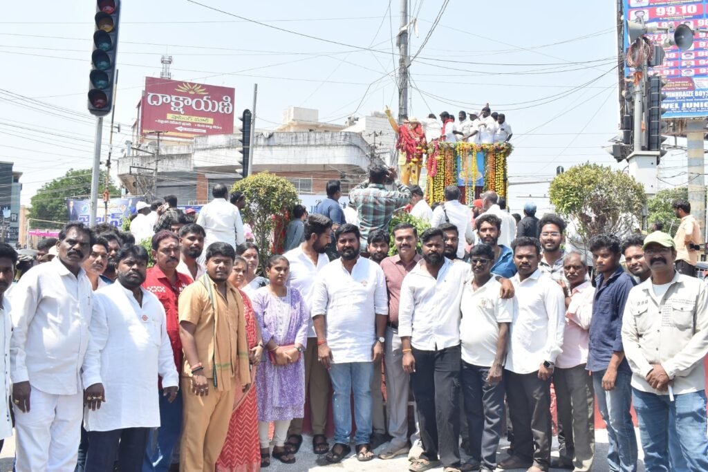 సామాజిక న్యాయం అంటే నినాదం కాదు సమానత్వం కోసం యుద్ధం అంటూ ఆజన్మాంతం గడిపిన డాక్టర్ బీఆర్ అంబేద్కర్  గారి జయంతి