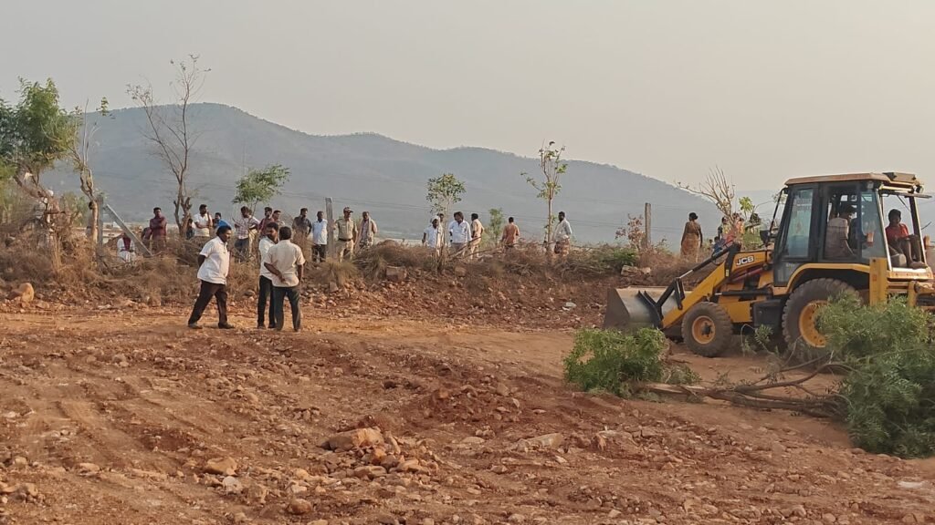 ప్రభుత్వ భూములు అక్రమిస్తే చర్యలు_ సిద్ధవటం తహశీల్దార్ తిరుమల బాబు