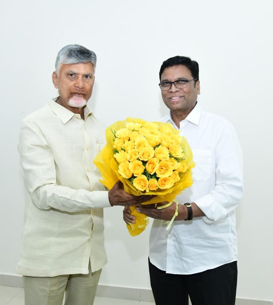 పొలిట్ బ్యూరో సభ్యులుగా దగ్గుమళ్ళ ప్రసాదరావు ఎంపిక  చిత్తూరు ఎంపీకి లభించిన అరుదైన గౌరవం