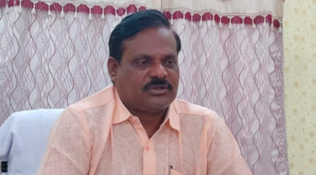 చిలకలూరిపేట మున్సిపాలిటీలో కళ్లు చెదిరే స్కామ్! రూ.34 లక్షల స్వాహా..  మాజీ కమిషనర్‌తో సహా తొమ్మిది మందిపై వేటు!