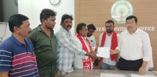 బద్వేల్ టీడీపీ వర్గపోరుతో సీసీ రోడ్ల పనులు నిలిపివేత దురదృష్టకరం – తక్షణమే పనులు ప్రారంభించాలి: సీపీఐ