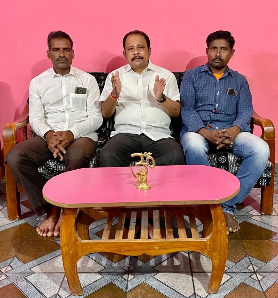 దేశంలో ఎక్కడా లేని పెట్రోల్, డీజిల్ కొరత ఏపీలో ఎందుకు?  సమస్యను గుర్తించి, చక్కదిద్దడంలో చంద్రబాబు సర్కార్ ఘోర విఫలం