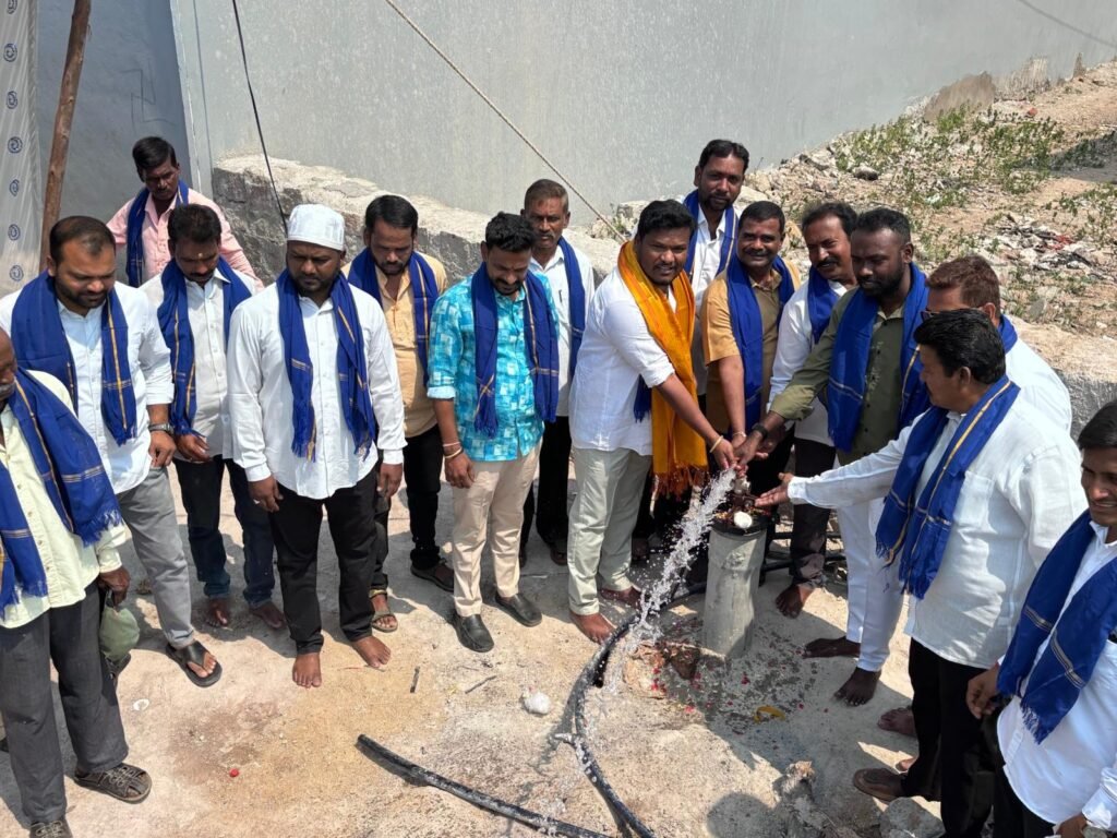 అంబేద్కర్ జయంతి సందర్భంగా అంబేద్కర్ సంఘంలో బోరు వేయించిన సీనియర్ బిఆర్ఎస్ నాయకులు అబ్బావతిని నరసింహ