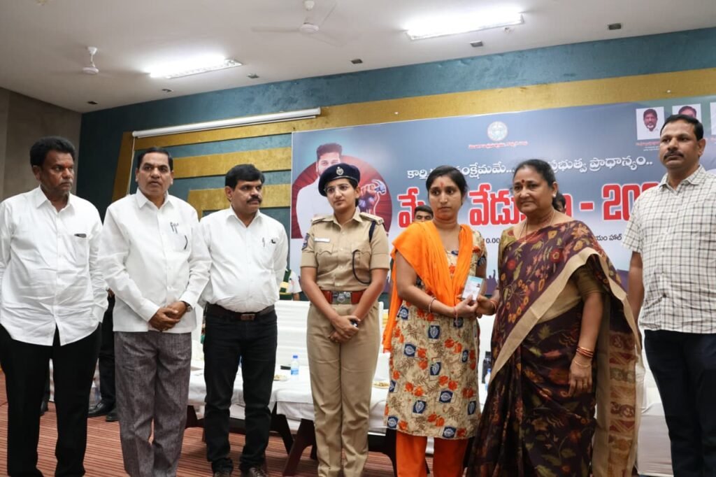 *కార్మికుల సంక్షేమానికి ప్రభుత్వం కట్టుబడి ఉంది టీ జీ ఐ ఐ సి చైర్పర్సన్ నిర్మలా జయప్రకాశ్ రెడ్డి* <br>