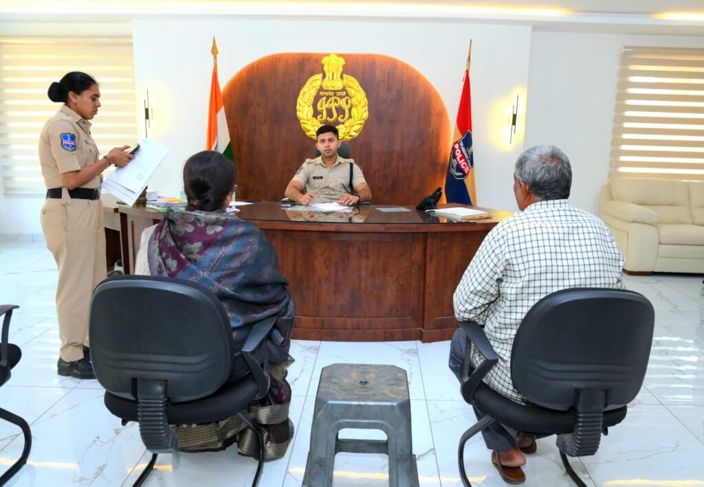 ప్రజా సమస్యల తక్షణ పరిష్కారమే లక్ష్యం – జిల్లా ఎస్పీ శరత్ చంద్ర పవార్ ఐపీఎస్