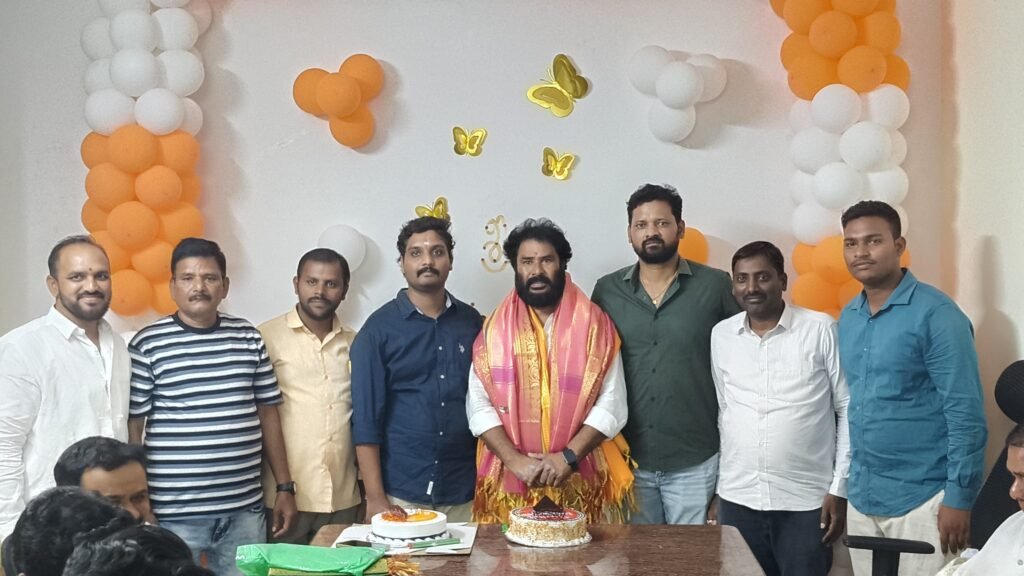 ఘనంగా బీజేపీ పోచారం డివిజన్ అధ్యక్షుడు నానావత్ సురేష్ నాయక్ జన్మదిన వేడుకలు