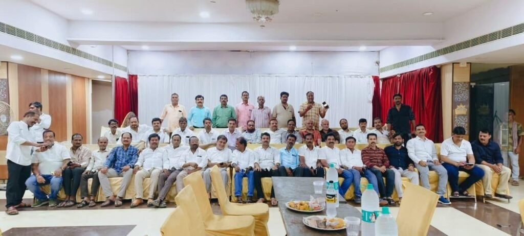 స్నేహమేరా జీవితం – స్నేహమేరా శాశ్వతం  చిన్ననాటి మిత్రులు ఒకేచోట కలిసిన శుభవేళ  1990–1991 ఎస్ఎస్సి బ్యాచ్ గెట్ టూ గెథెర్ సందడి