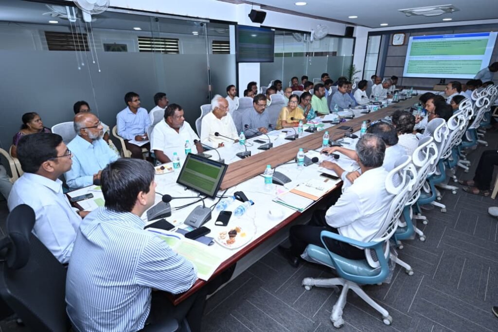 చిత్తశుద్ధితో ప్రభుత్వ పథకాలను అమలు చేయండి  పర్యవేక్షణా లోపం లేకుండా విధులను నిర్వర్తించండి,చిత్తూరు ఎంపీ దగ్గుమళ్ళ ప్రసాదరావు,