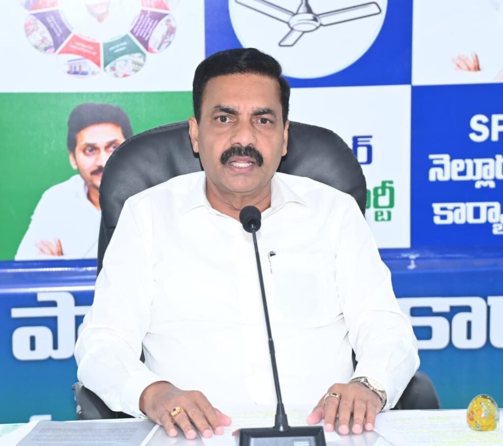 లోకేష్ తక్షణమే రాజీనామా చేయాలి – కాకాణి”