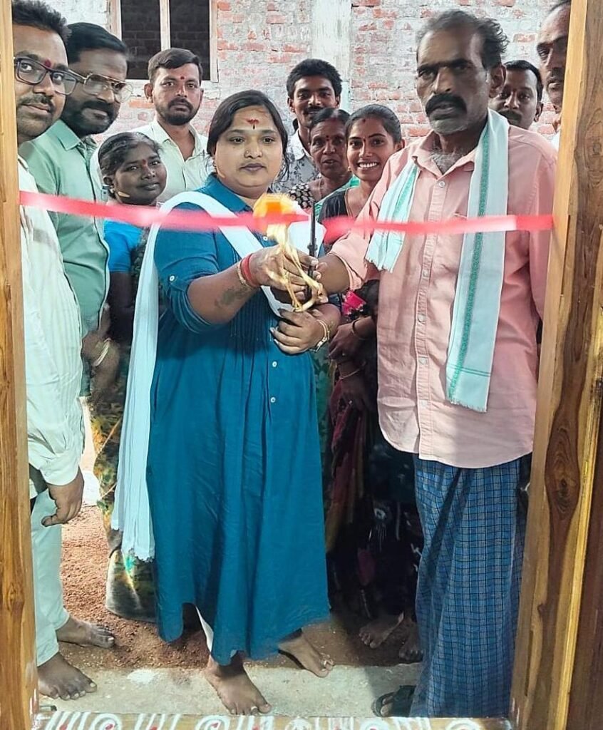 అర్హులైన ప్రతి పేద కుటుంబానికి ఇందిరమ్మ ఇల్లు అందిస్తాం: బొమ్మనపల్లి సర్పంచ్ కొంకట మౌనిక