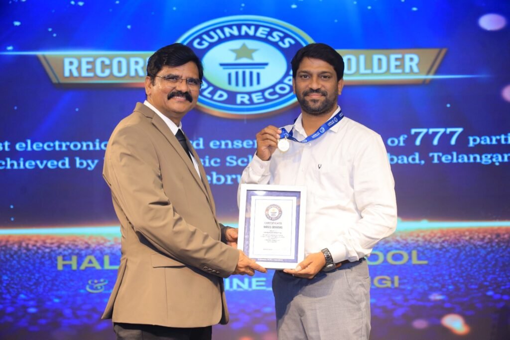 హైదరాబాద్ యువకుడు మోసెస్ దేవదాస్‌కు గిన్నిస్ ప్రపంచ రికార్డు గౌరవం