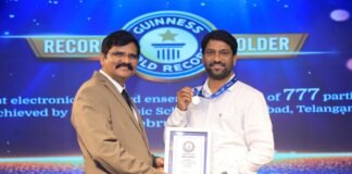 హైదరాబాద్ యువకుడు మోసెస్ దేవదాస్కు గిన్నిస్ ప్రపంచ రికార్డు గౌరవం