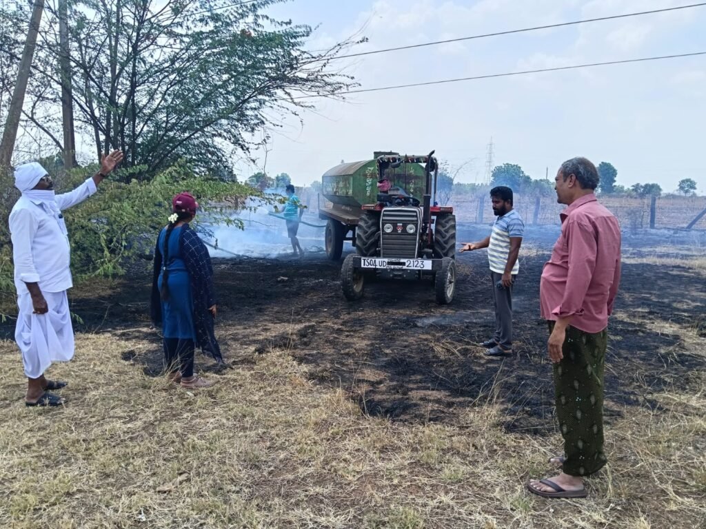 తప్పిన ప్రమాదం&nbsp; సర్పంచ్ చొరవతో అదుపులోకి భారీ మంటలు