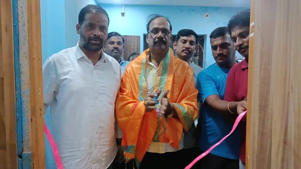 లక్ష్మీనారాయణ కాలనీ నీ ఆదర్శ కాలనీగా తీర్చిదిద్దడమే లక్ష్యం: ఈఆర్ లక్ష్మీనారాయణ