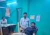 ఎర్రవరం గ్రామ పాలనాధికారి రక్తదానం