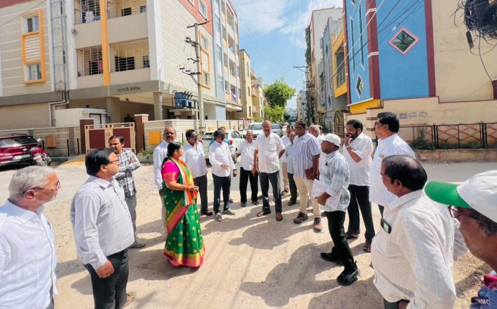 పెండింగ్ పనులు వెంటనే ప్రారంభించాలి
