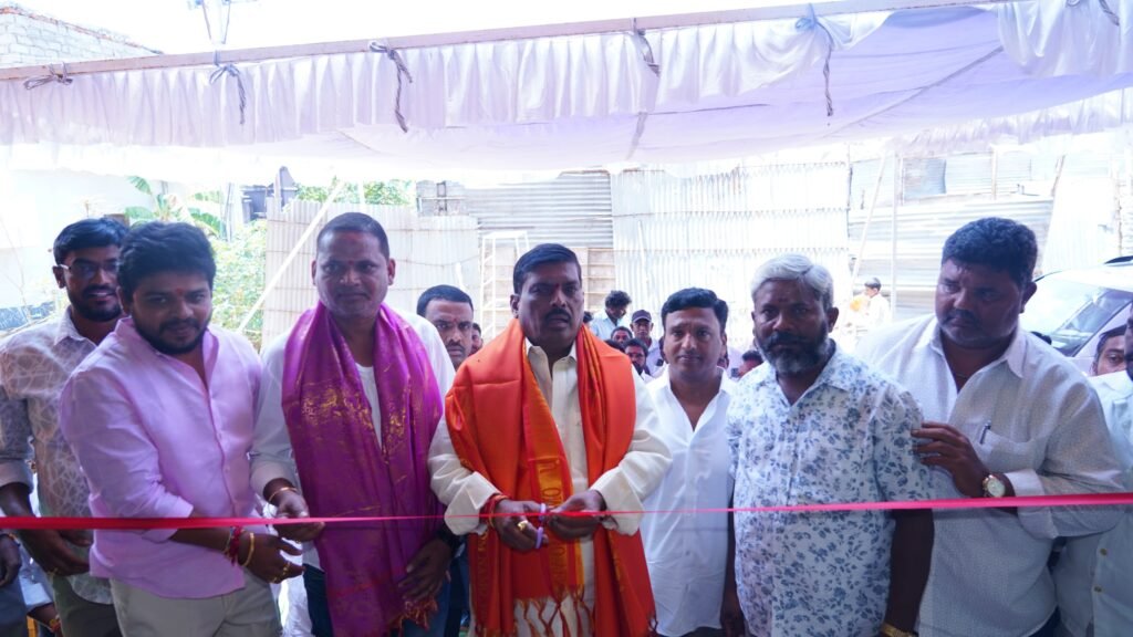 భవన నిర్మాణ కార్మికుల సంక్షేమానికి సంపూర్ణ సహకారం<br><br>సంఘానికి స్థలం కేటాయిస్తాం ఎమ్మెల్యే గూడెం మహిపాల్ రెడ్డి