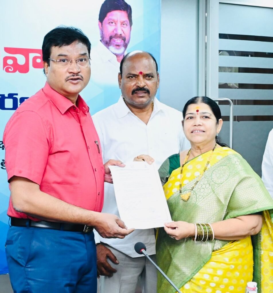 రాయసముద్రం చెరువు అభివృద్ధిపై హైడ్రా కమిషనర్‌కు వినతి