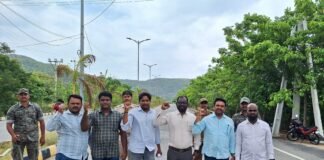 ఉపాధ్యాయ, విద్యారంగ సమస్యల పరిష్కారానికి TSUTF నిరసన