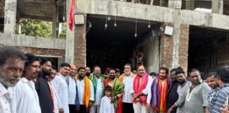 మొహర్రం వేడుకల్లో పాల్గొన్న బీఆర్ఎస్ ఇన్చార్జ్ ఆదర్శ్ రెడ్డి