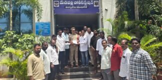 జర్నలిస్టులపై మూకదాడి ప్రజాస్వామ్యంపై దాడే